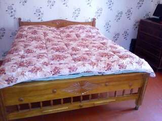 Гостевой дом Guest House in Zhabeshi Lali Zhabeshi Двухместный номер с двуспальной кроватью и дополнительной кроватью-2